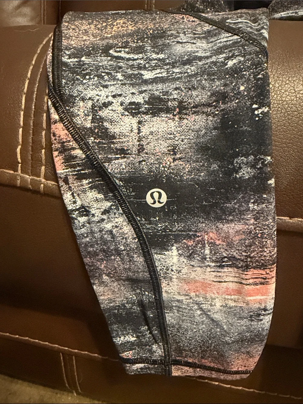 lululemon athletica Black with Peach & Gray Abstract Print Leggings